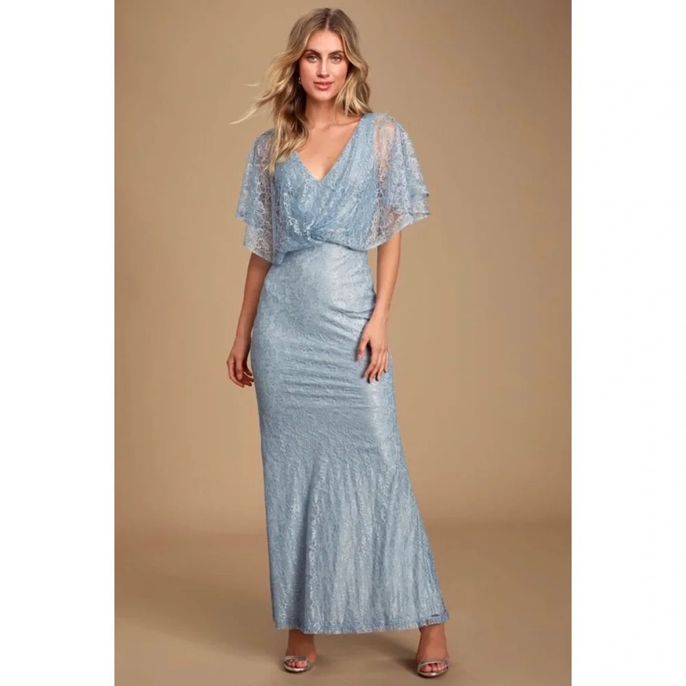 Lulu’s “Dreaming of You” Floral Lace Formal Dress - Picture 4 of 10